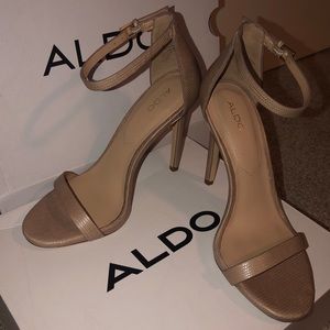 NWT Aldo Heels